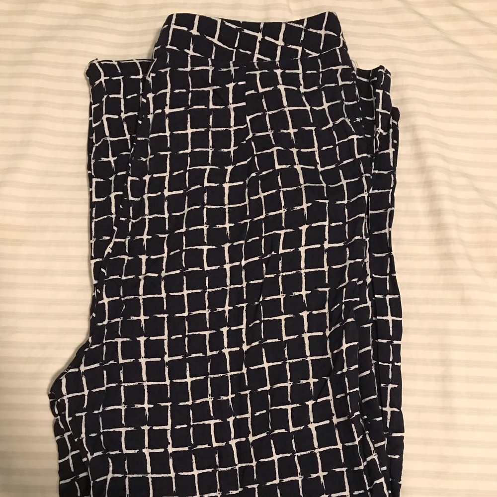 Cute cropped top and flowy pants set from Papaya - Picture 5 of 8